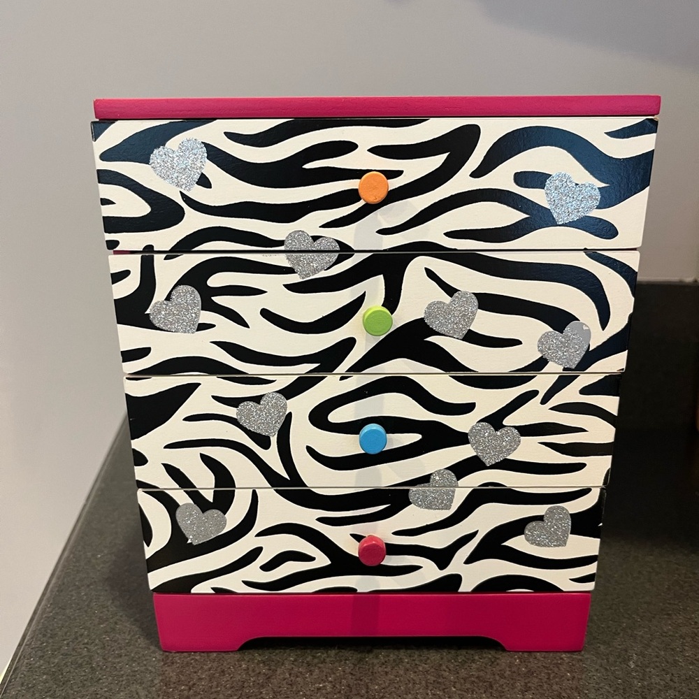 Pink and zebra pink jewelry box